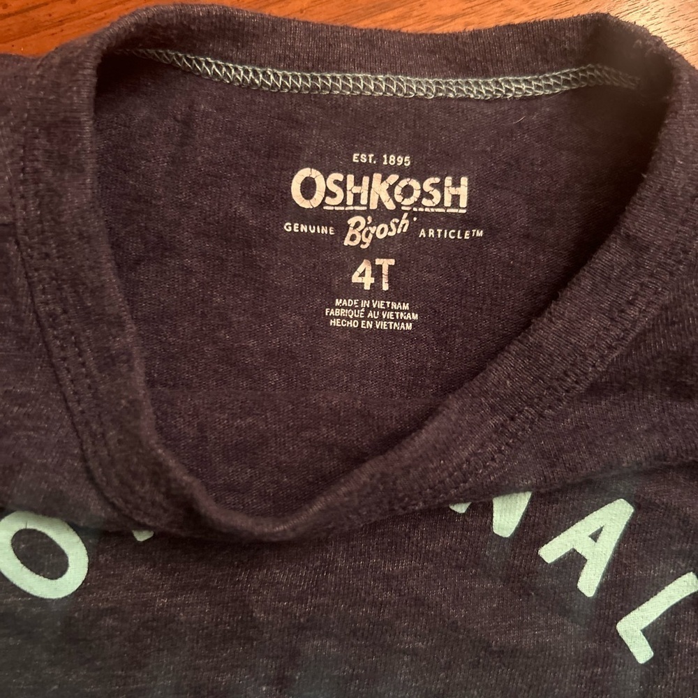 OshKosh B’gosh Toddler Boys Graphic Tee 4T Gray Logo Shirt Casual - Picture 3 of 3